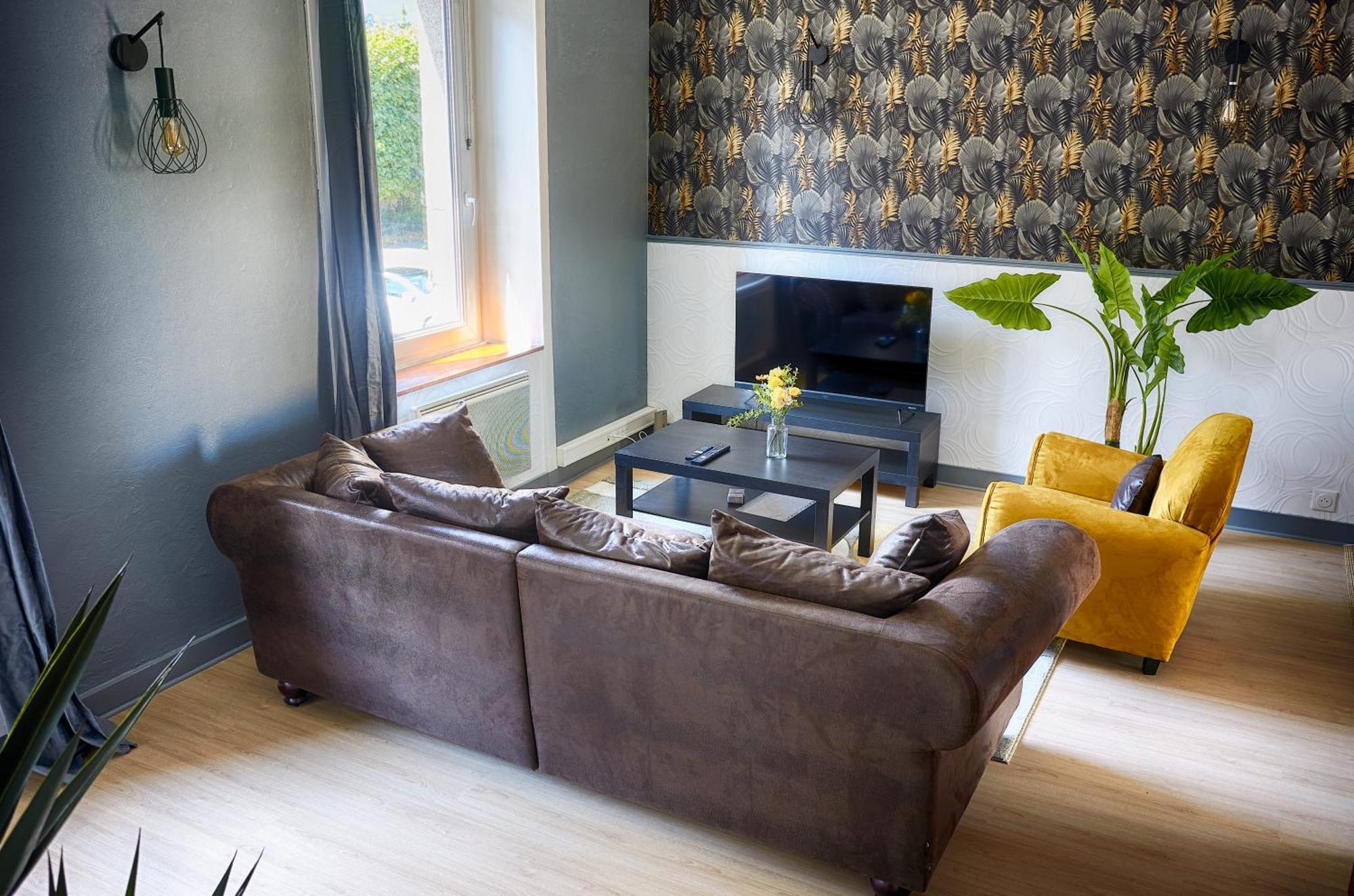 Apartment Chez Joseph,appartements Renoves Et Au Calme A Saint-michel *